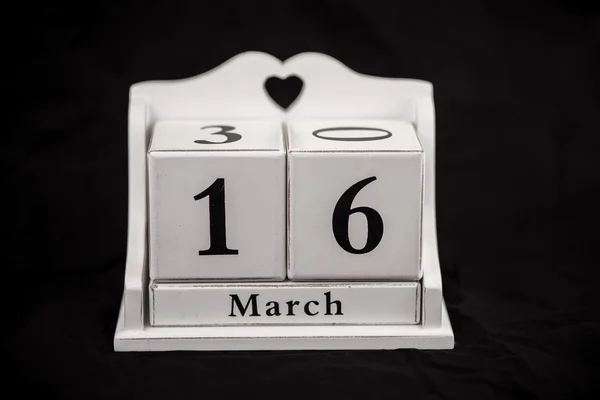 Calendário cubos Março, décimo sexto, 16, 16 — Fotografia de Stock