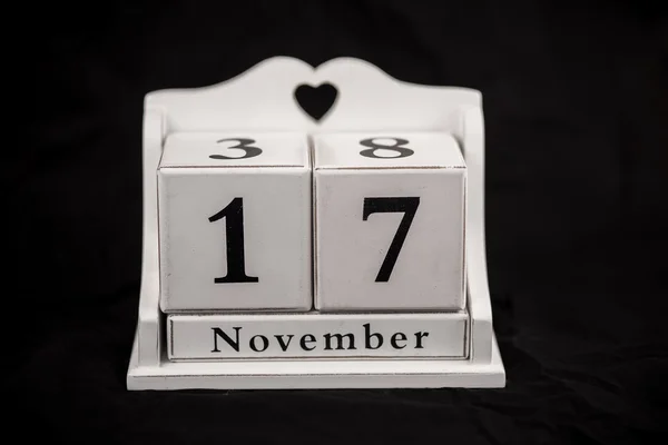 Calendário cubos novembro, dezessete, 17, 17 — Fotografia de Stock