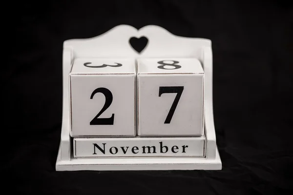 Calendário cubos novembro, vigésimo sétimo, 27, 27 — Fotografia de Stock