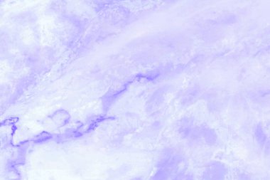 İç dekorasyon için yüksek çözünürlüklü mor mermer desenli arka plan. Taştan döşeme doğal desenli..