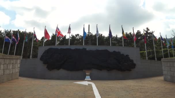 Filmen op 17 juni 2015 Historisch Park van Geoje POW Camp in geojedo eiland, Korea. — Stockvideo