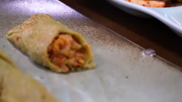 Корейська Традиційна Їжа Buckwheat Crepe Jeonbyeong — стокове відео