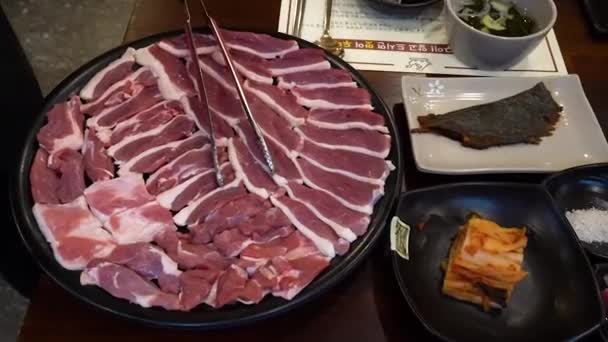 Carne Pato Cruda Está Lista Para Cocinar — Vídeo de stock