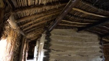 Ulleungdo, Kore 'de geleneksel sazdan ev.