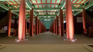 Gyeongju, Güney Kore 'de gece vakti Woljeonggyo Köprüsü.