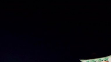 Gyeongju, Güney Kore 'de gece vakti Woljeonggyo Köprüsü.