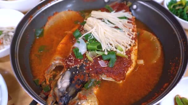 Traditionelles Koreanisches Essen Andong Gan Godeungeo Gui Gesalzene Makrele Gan — Stockvideo