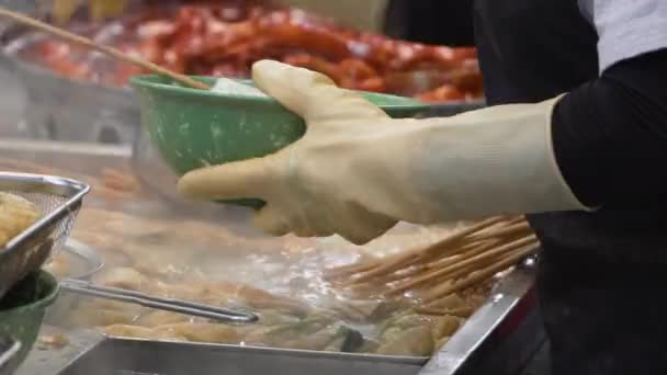 Korean Fish Cake Eomuk Tang Πωλείται Στο Δρόμο Του Μπουσάν — Αρχείο Βίντεο