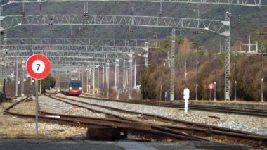 Wonju, Güney Kore - Aralık 2020 Sillim İstasyonu Platformu 'ndan kalkış