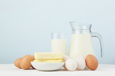 Süt ve süt ürünleri. Col beyaz tablo taze süt ürün yelpazesine