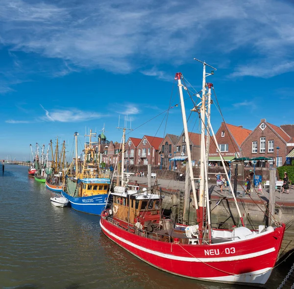 Krabbsax Fiskehamnen Neuharlingersiel Neuharlingersiel Ligger Östra Frisland Den Tyska Nordsjökusten — Stockfoto