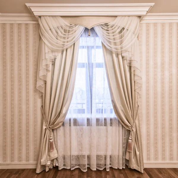 Cortinas de decoración de ventana — Foto de Stock