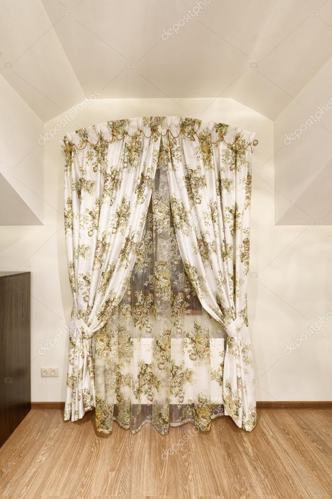 decoratie gordijnen — Stockfoto © ovchinnikovfoto #106222706 decoratie gordijnen — Stockfoto © ovchinnikovfoto #106222706