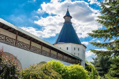 Ünlü Novospassky Manastırı - Duvar ve Kule