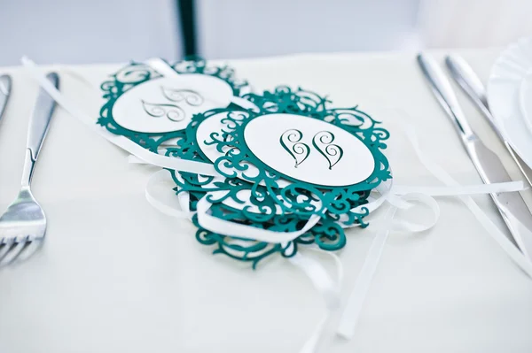 Bruiloft decor van platen met initialen Ii — Stockfoto