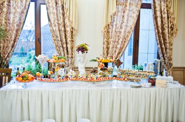 Düğün Resepsiyon Masa meyve ve kek