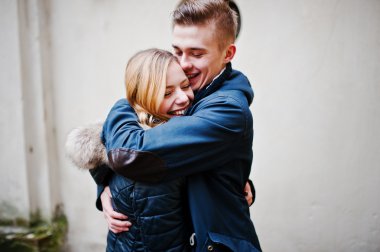 Aşk St kırmızı bir elbise genç güzel şık moda Çift