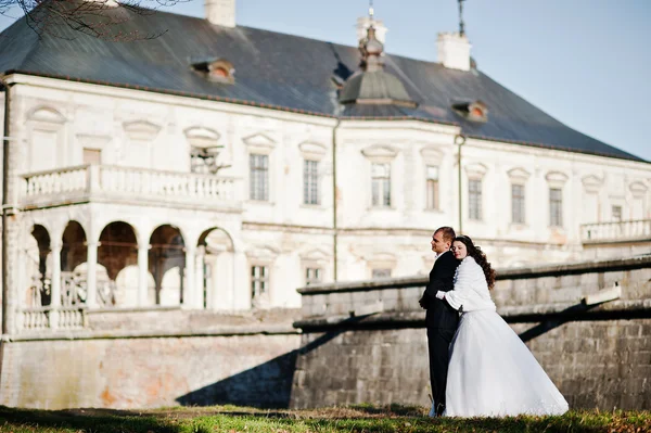 Büyüleyici ve şık Düğün çifti aşk arka plan eski v