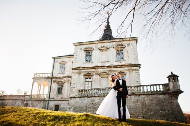 Büyüleyici ve şık Düğün çifti aşk arka plan eski v