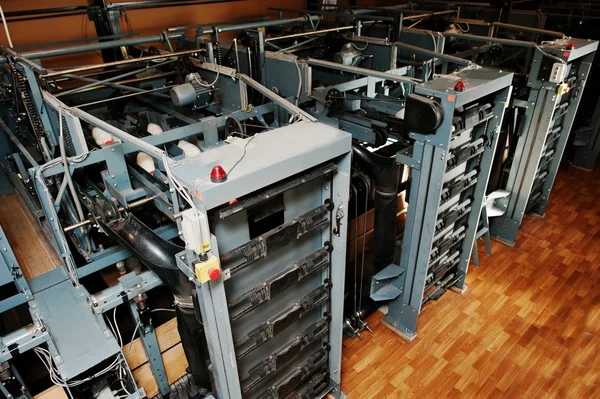 Bowling makineleri, gidiyor cihazları