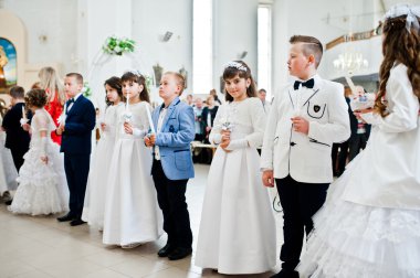 Lviv, Ukrayna - 8 Mayıs 2016: İlk Komünyon töreni ben