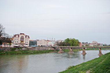 Köprü nehir Uzh City Uzhgorod, Transcarpathia, İngiltere'de ' görünümünü