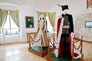 Mukachevo, Ukrayna - Nisan 11,2016: Royal giydirmek giyim ve dres