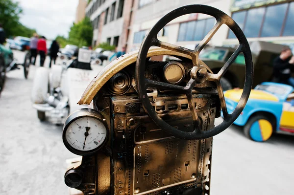 Iron handmade steering wheel at vintage sport car — Stock Photo, Image