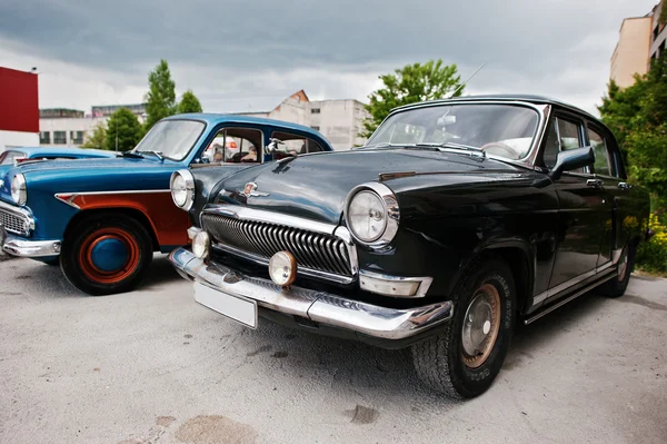 Podol, ukraine - 19. Mai 2016: klassisches sowjetisches Retro-Auto gaz m21 — Stockfoto