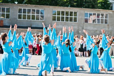 Bila, Ukrayna - 27 Mayıs 2016: Okul ile okul hattı mevcuttur 