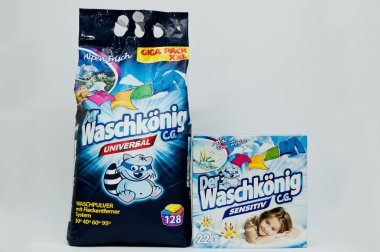 Berezovitsa, Ukrayna - Haziran, 2016 yaklaşık: toz f yıkama seti