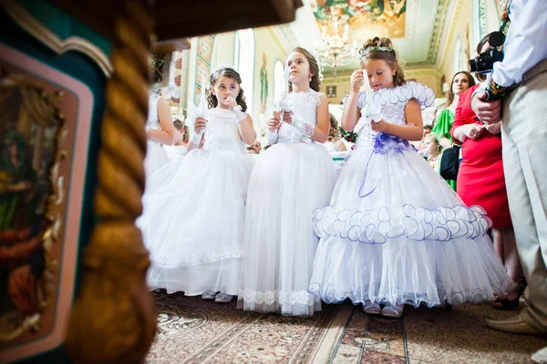 Mukyluntsi, Ukraine - 26 juin 2016 : Première communion . — Photo