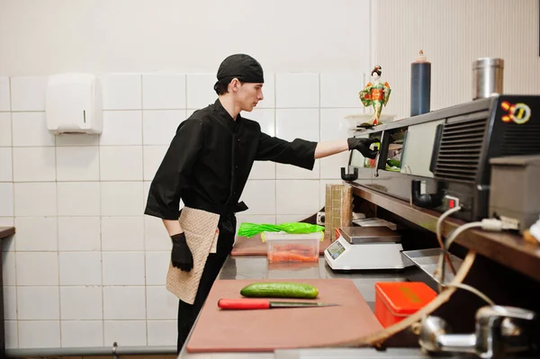 Professional Chef Wear Black Making Sushi Rolls Restaurant Kitchen Japanese — Stock Photo, Image