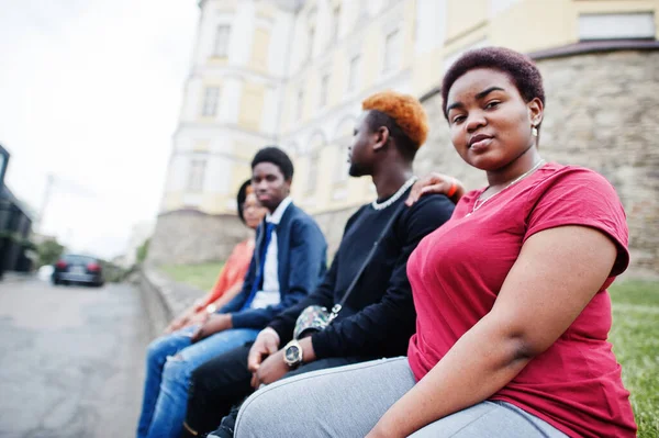 Four African Friends Having Fun Outdoors Two Black Girls Guys — Stock Photo, Image