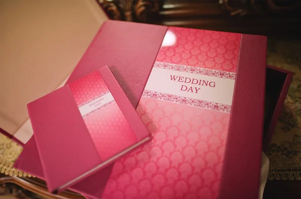 Rose leather wedding photo book album — Stock Photo, Image