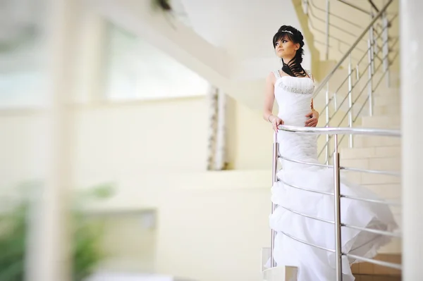 Brunette bride with original hair dress — Stock Photo, Image