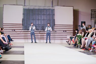 Ternopil Ukrayna - 17 Mayıs: Podolyany moda haftası. 17 Mayıs 2015