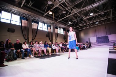 Ternopil Ukrayna - 17 Mayıs: Podolyany moda haftası. 17 Mayıs 2015