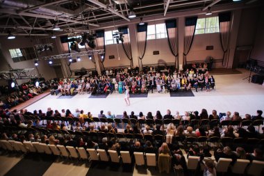 Ternopil Ukrayna - 17 Mayıs: Podolyany moda haftası. 17 Mayıs 2015