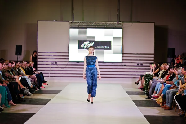 TERNOPIL UKRAINE - MAY 17: Podolyany Fashion Week.  May 17, 2015 — Stock Photo, Image