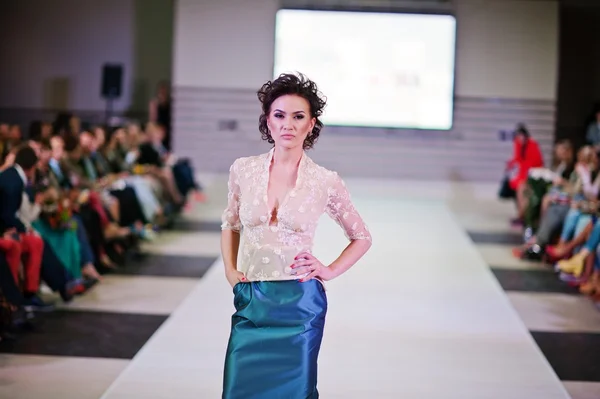 TERNOPIL UKRAINE - MAY 17: Podolyany Fashion Week.  May 17, 2015 — Stock Photo, Image