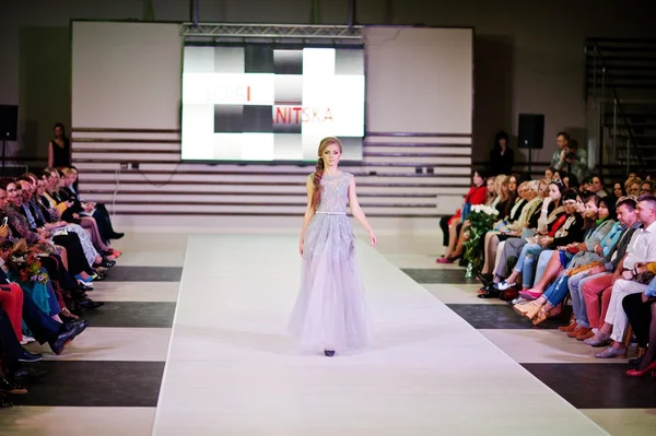 TERNOPIL UKRAINE - MAY 17: Podolyany Fashion Week.  May 17, 2015 — Stock Photo, Image