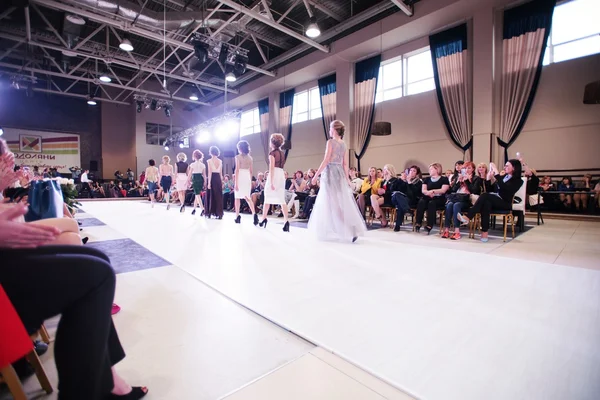 Тернопіль Україна - 17 травня: Podolyany Fashion Week. 17 травня 2015 — стокове фото