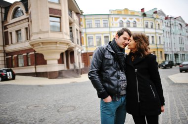 Genç güzel şık çift