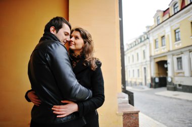 Genç güzel şık çift