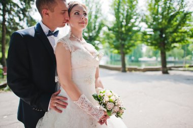 Düğün çifti yakından