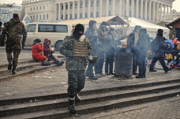 QUIIV, UCRÂNIA - JANEIRO DE 2014: Euromaidan. Revolução da Liberdade . — Fotografia de Stock