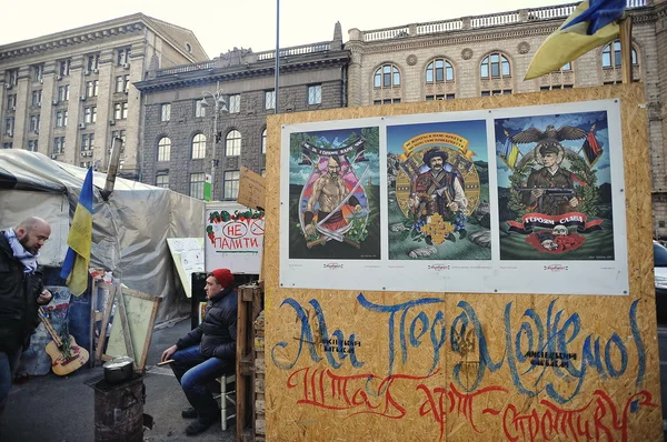 Kiev, Ukrayna - Şubat 2014: Euromaidan. Devrim özgürlük — Stok fotoğraf