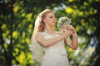 Sadece evli çift aşık yürüyüş