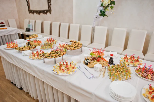Essen auf Hochzeitsempfang — Stockfoto